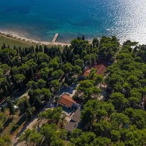 Parco vacanze Mobile Homes Camp Pineta - Adriatic Kampovi, Fažana